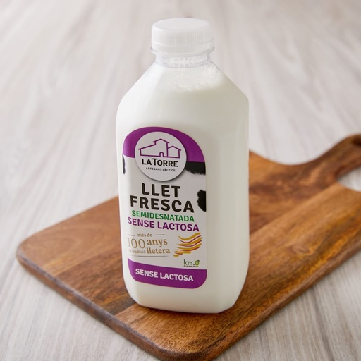 [033331] LECHE S.LACTOSA SEMIDESNATADA La Torre 1 l